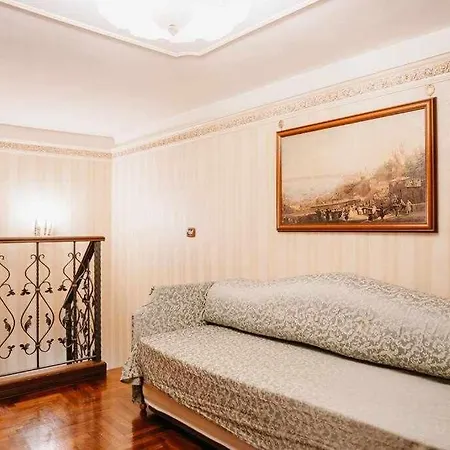 Apartament Royal Duomo Centro Storico 80 Mt Dal Duomo *